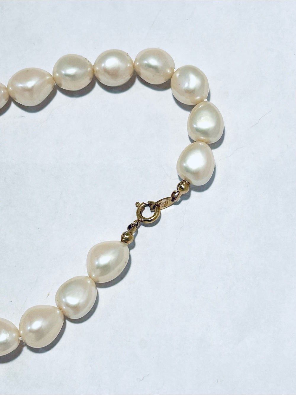 Trifari Cream Faux Pearl Strand Necklace, Trifari Jewelry, Vintage Trifari - Picture 6 of 7